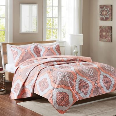 Intelligent Design Claudine Reversible Quilt Set - Bed Bath & Beyond